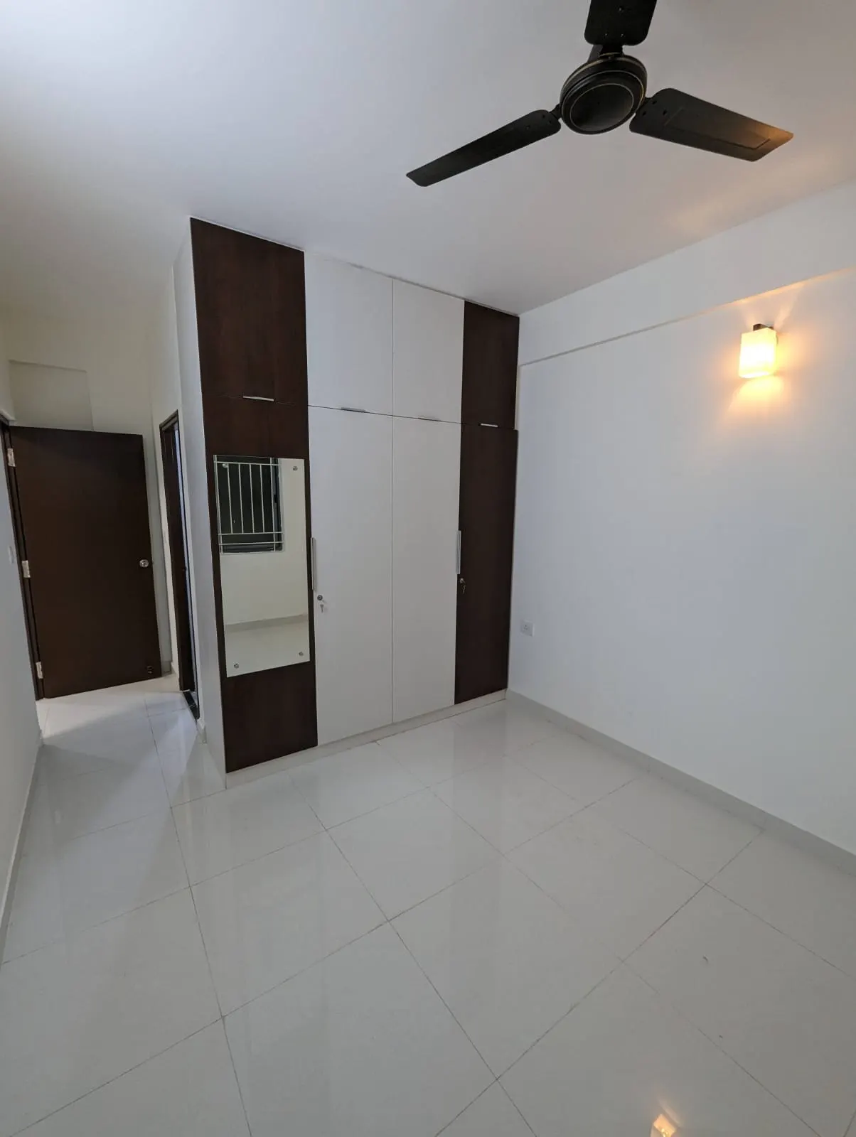 Flat for rent in Ajmera Nucleus