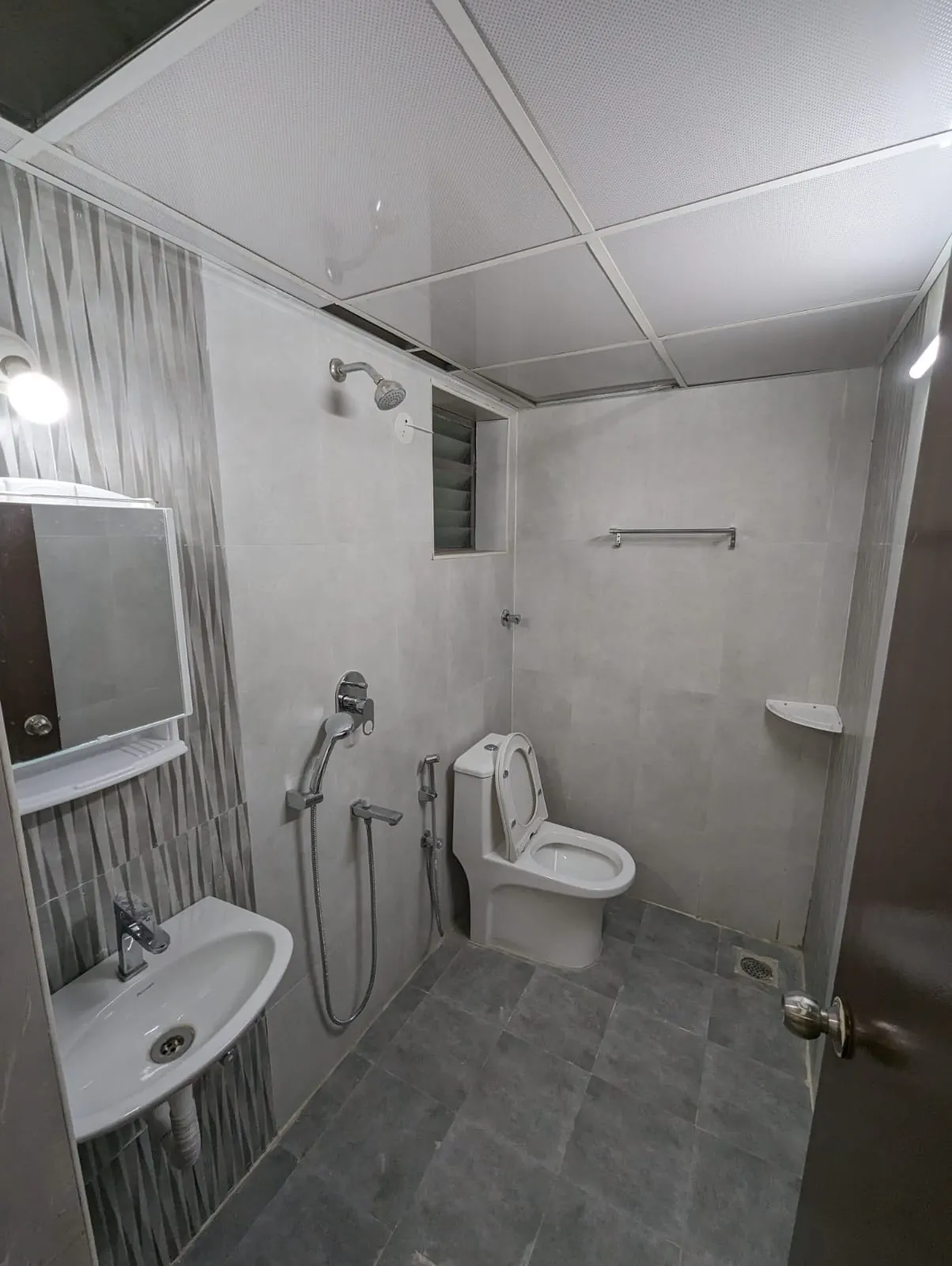Flat for rent in Ajmera Nucleus