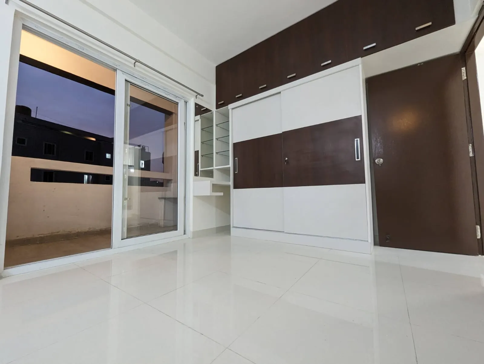Flat for rent in Ajmera Nucleus