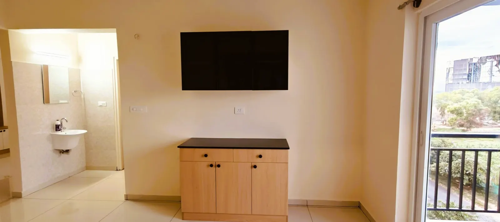 Flat for rent in Bhavya Dazzle