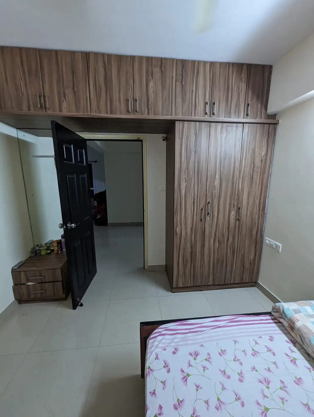 Flat for rent in Brigade Lakefront