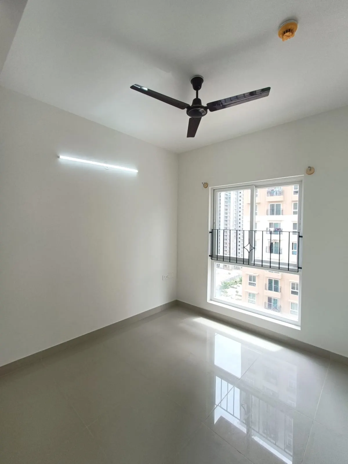 Flat for rent in Brigade Eldorado