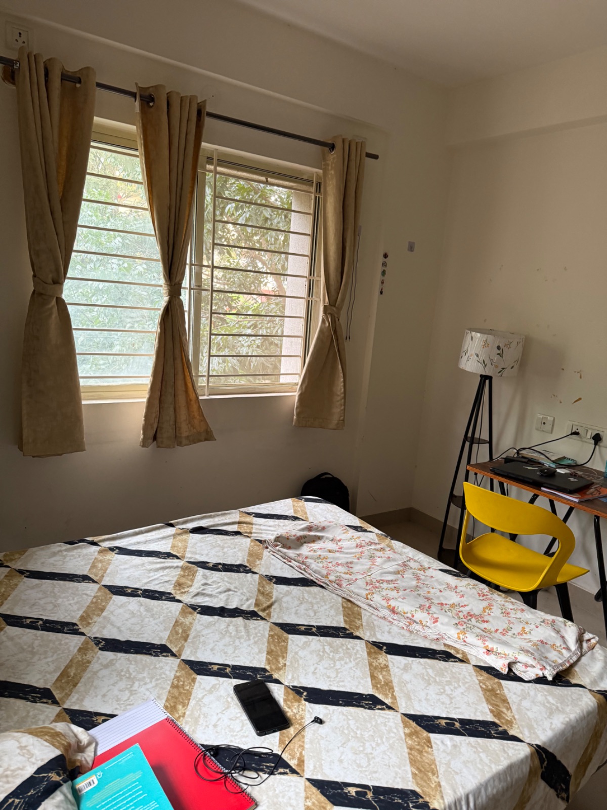 Flat for rent in Greenwood Regency