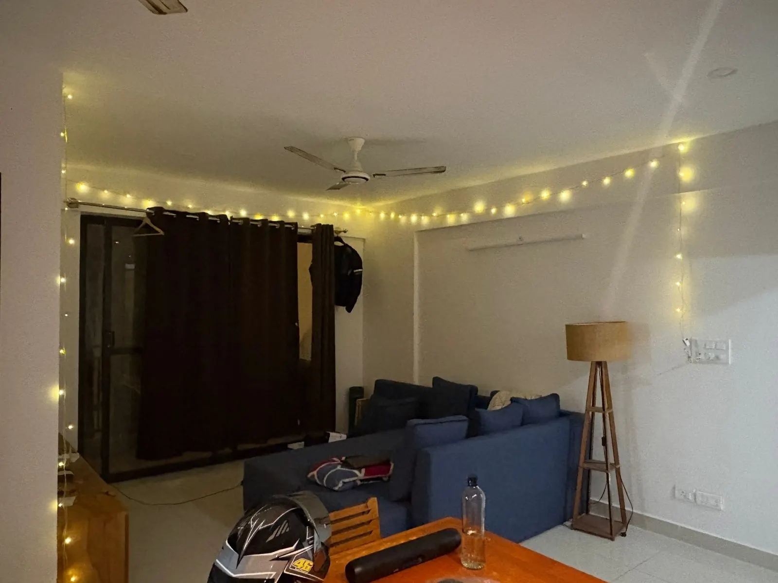 Flat for rent in Shriram Summitt