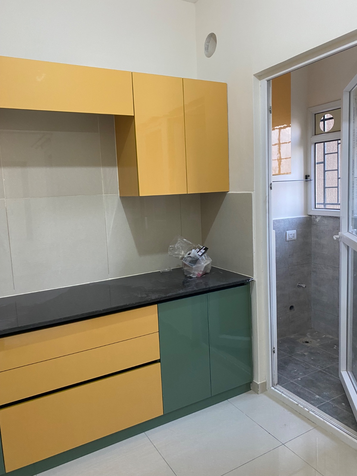 Flat for rent in Shriram Wytfield
